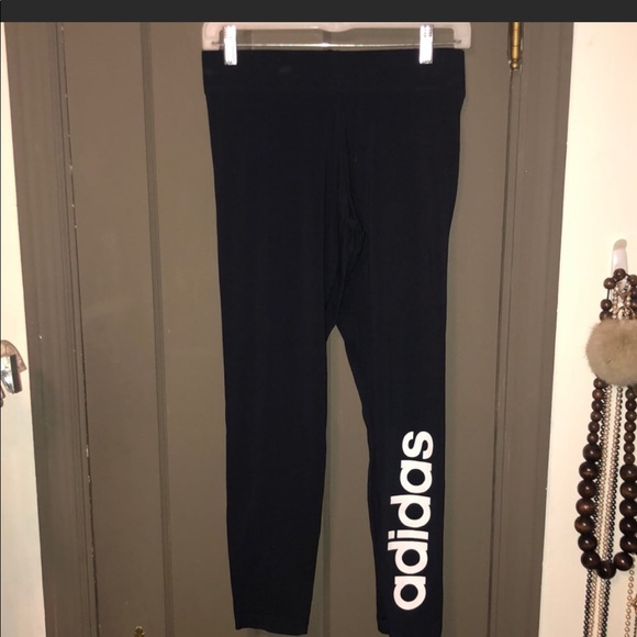 Adidas leggings/never worn - Picture 2 of 6